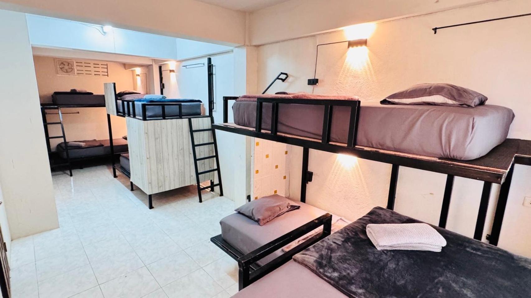 Stay At Moon Hostel Haad Rin Exteriör bild