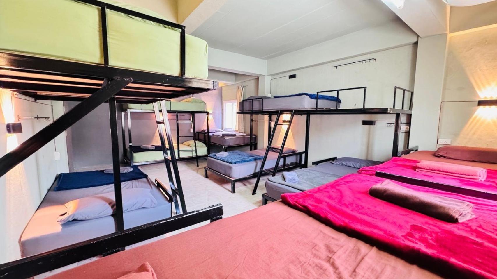 Stay At Moon Hostel Haad Rin Exteriör bild